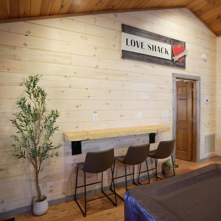 Love Shack Sevierville Eksteriør bilde