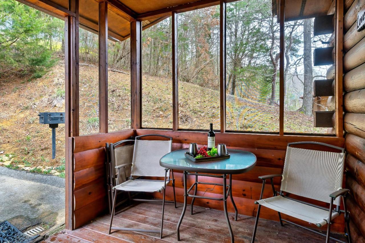 Love Shack Sevierville Eksteriør bilde